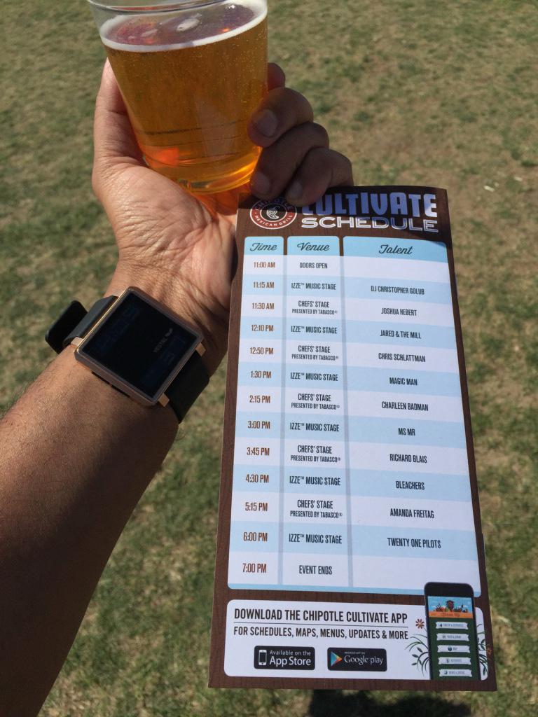  My favorite that I tried was #PagoBrewing #OrangeBlossomAle! #DDDDAAAAMMMMMNNN it was soo good. It sold out. I luckily had #TwoTwelveOuncers. 