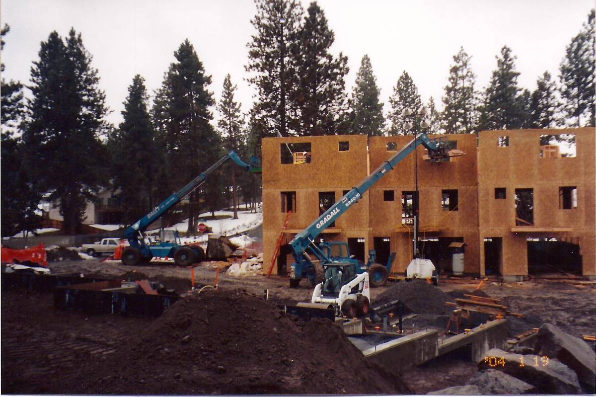 Pence Place Townhomes | Bend, OR | Jan. 2004