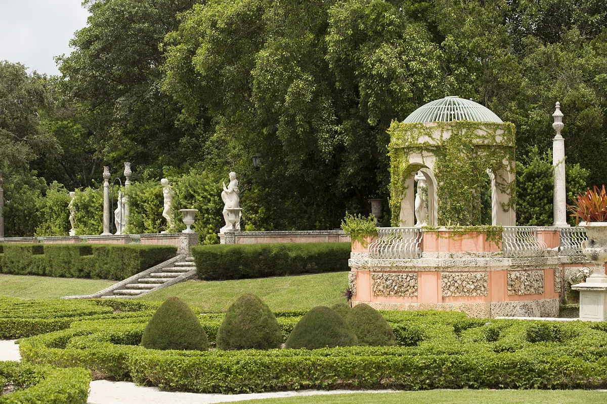 city_intelligent_women_vizcaya-museum-gardens_credit_courtes.jpg
