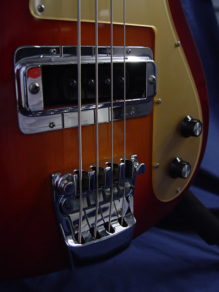 1975 4000S RESTORED IN AMBER FIREGLO WITH GOLD PICKGUARD