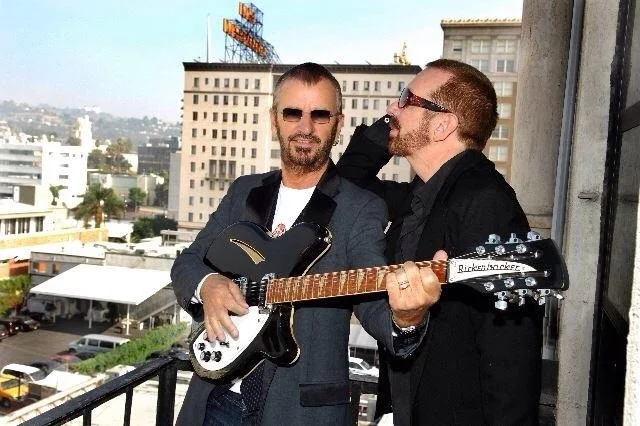 RINGO STARR SERENADES DAVE ON THE 360/12
