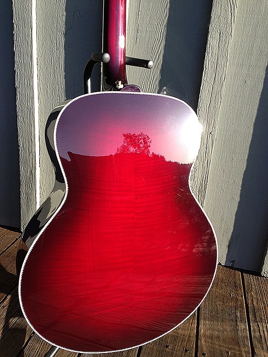 GLASSY "WINEBURST" BACK IN SHADED DEEP RED