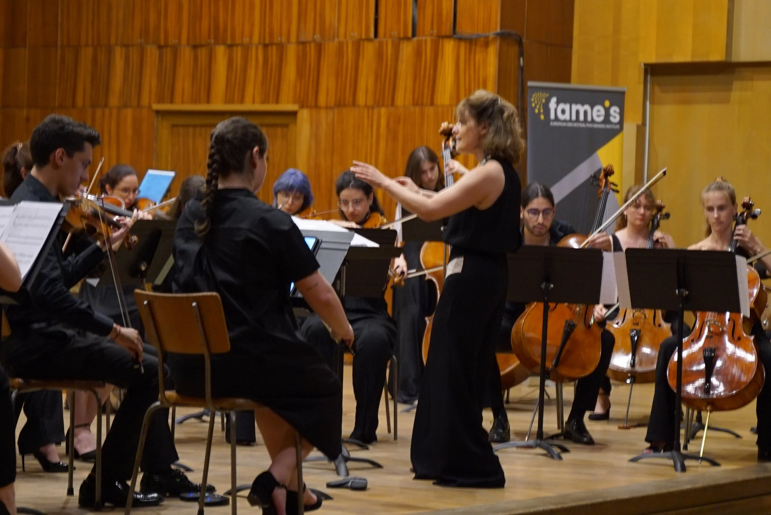 Conducting Varèse "Octandre" at the National Music Festival