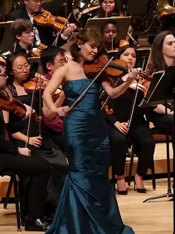 Beethoven Concerto with the Evanstony Symphony and conductor Larry Eckerling