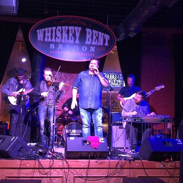 At work on Tuesday of last week.  @jamesrobertwebb had a fanatic show at @whiskeybentsaloon 
#nashville 
#makinthingshappen