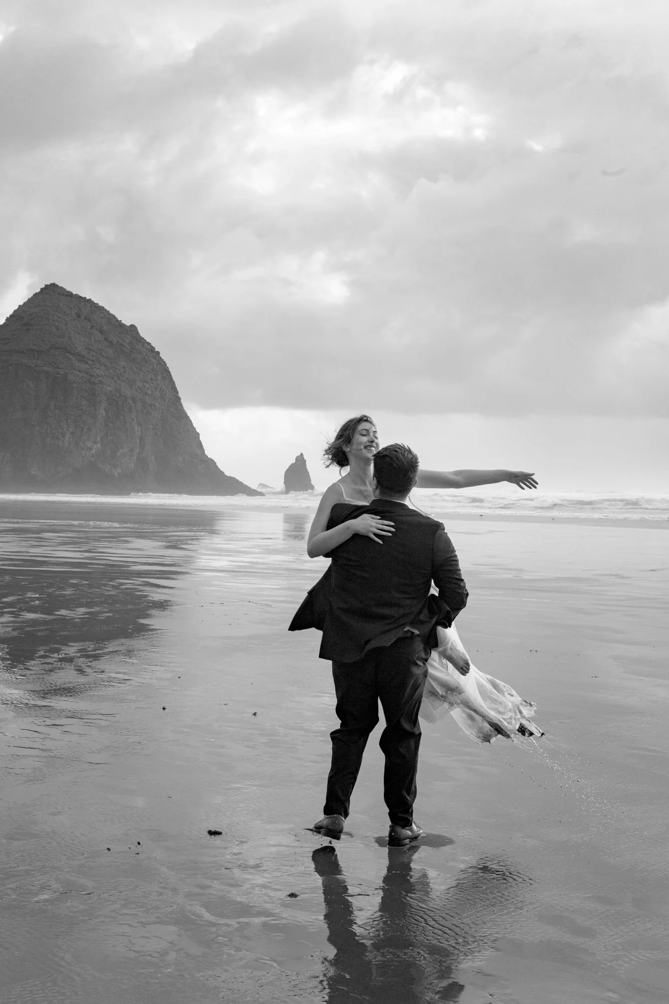 Oregon Coast Elopement-12.jpg