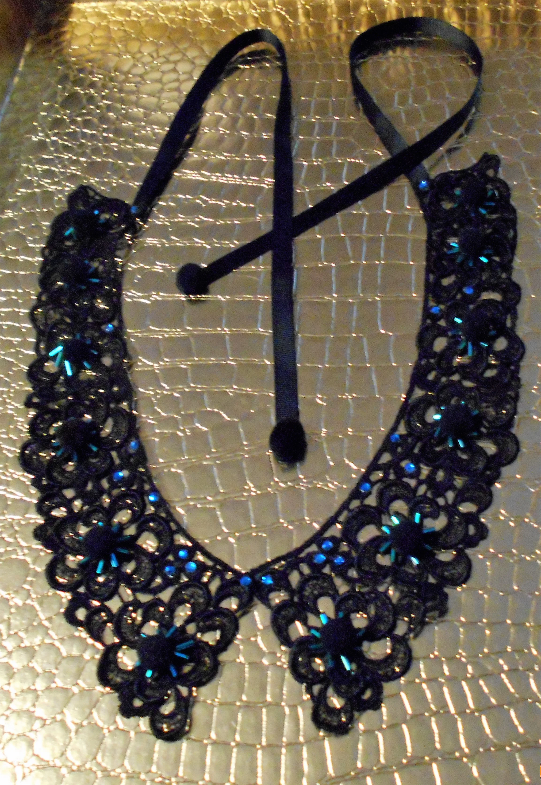 BLK w TRQ MET BUGLE BEADS.JPG