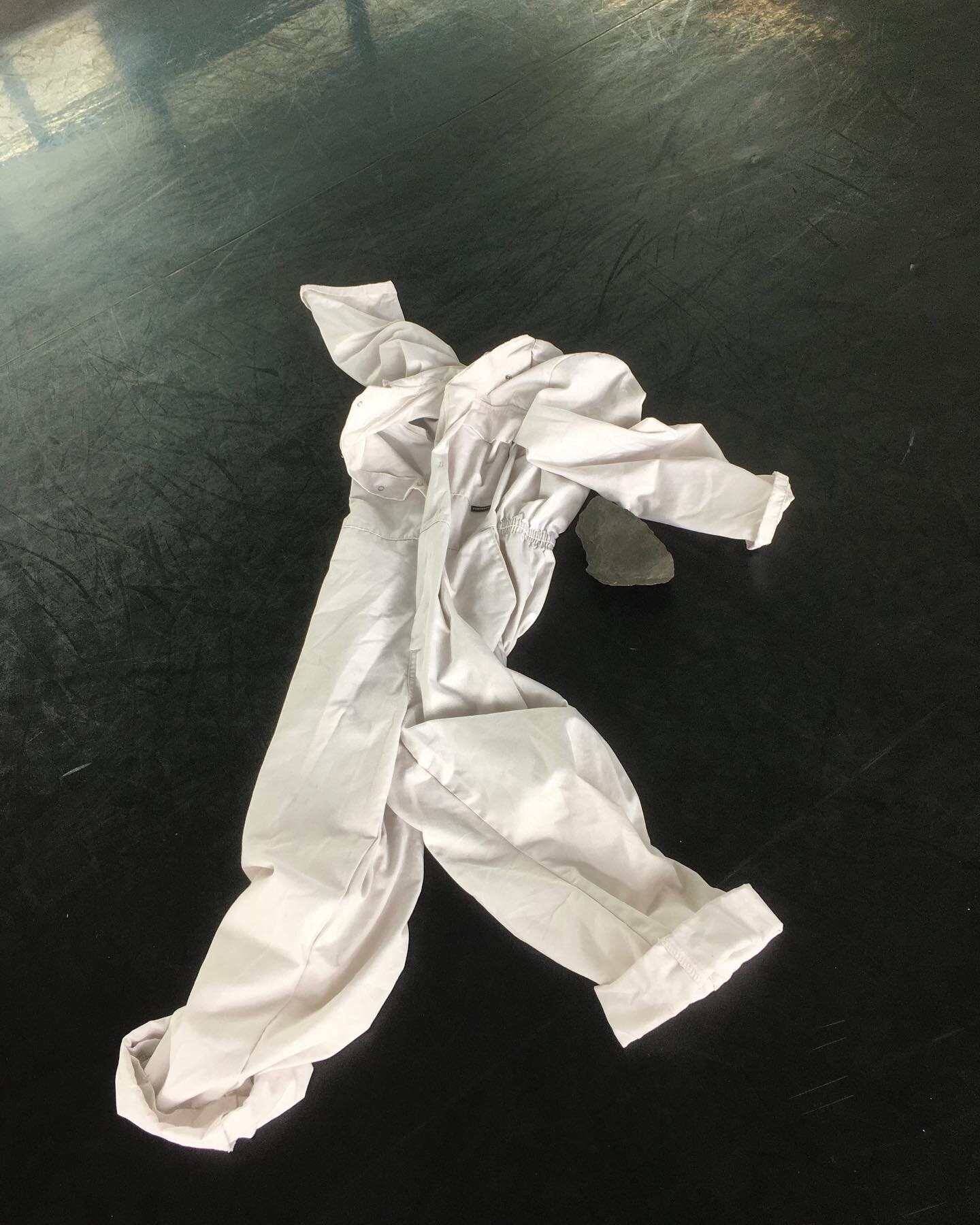 My coal, my white boiler suit and I, we are back together.
Thank you @dancebase gathering rehearsal spaces together towards #edfringe2022 &lsquo;Burnt Out&rsquo; 23rd- 28th of August at Dance Base.