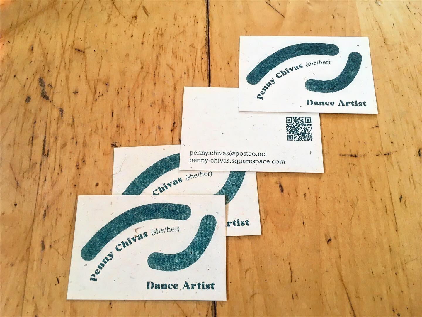 Time to get serious&hellip;
I&rsquo;ve just had my first batch of business cards made in preparation for the Fringe and Tanzmesse next month in D&uuml;sseldorf.
A risograph design created by Lucy Watkins, a keen green communication designer based in 
