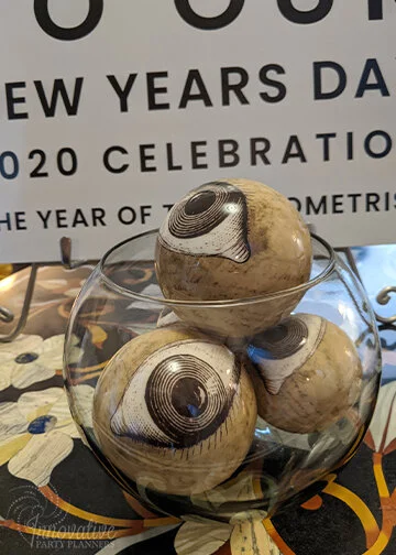 New Years Day 2020_Optometry_Centerpiece_Eyeballs_8.jpg