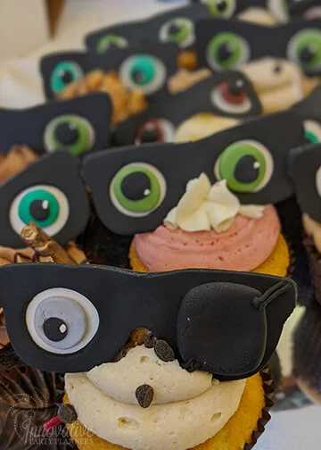 New Years Day 2020_Optometry_Cupcakes_1.jpg