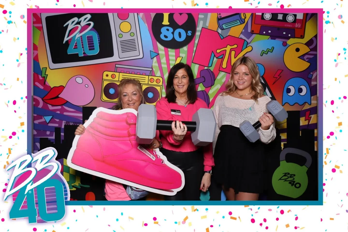 One pose.  One incredible night.
@brickbodiesfitness

Memories to last a lifetime.

📸 @mdmojophoto

Backdrop designed by @sherylynneberger &amp; @hidartist 

Event designer @nggray1

Amazing assistant, Intern @caylee_cec

#teamworkmakesthedreamwork
