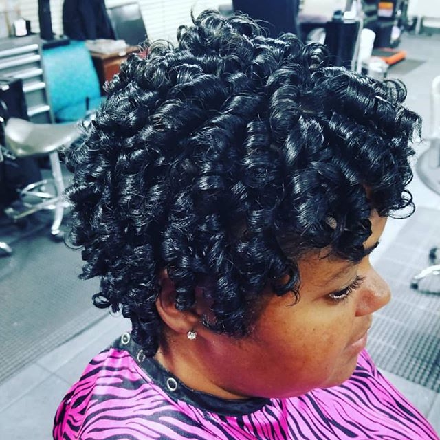 Look at these gorgeous curls 🤩 Relaxer, color, condition, and rod set by Mia Stevenson