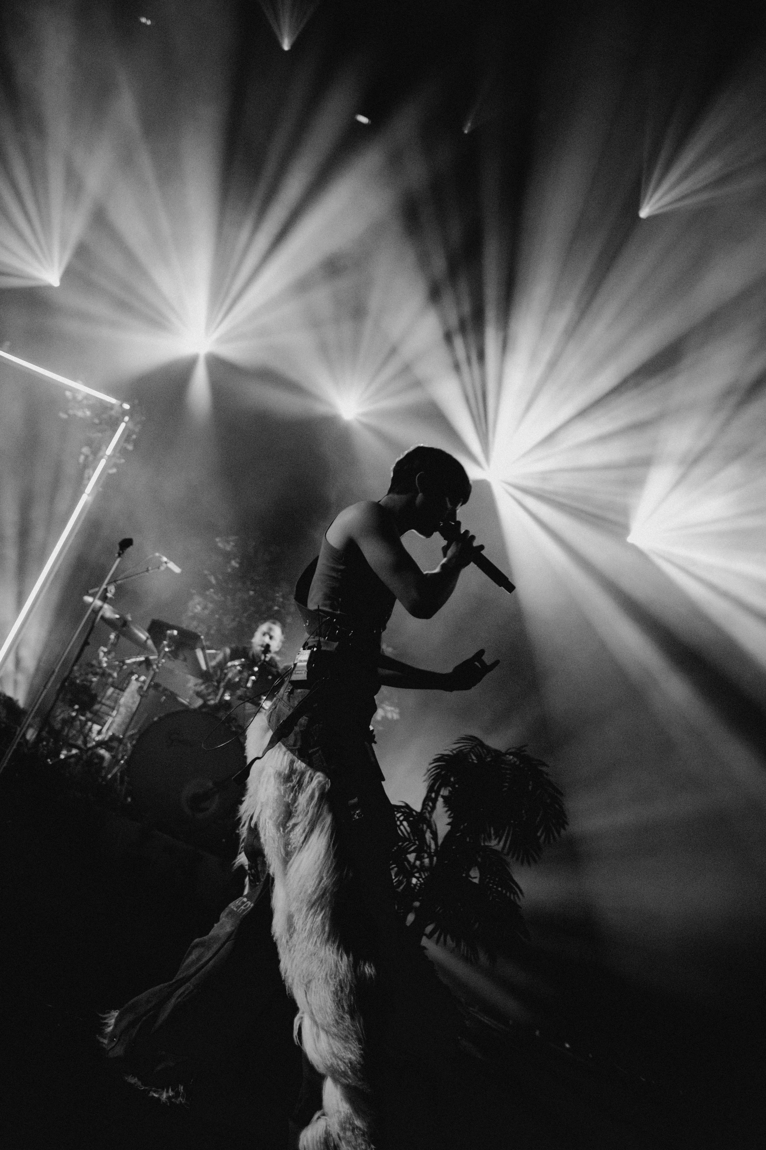 2025-10-22_FREDZ_EURO TOUR_PARIS_@MADSHITCRAY_6292-2.jpg