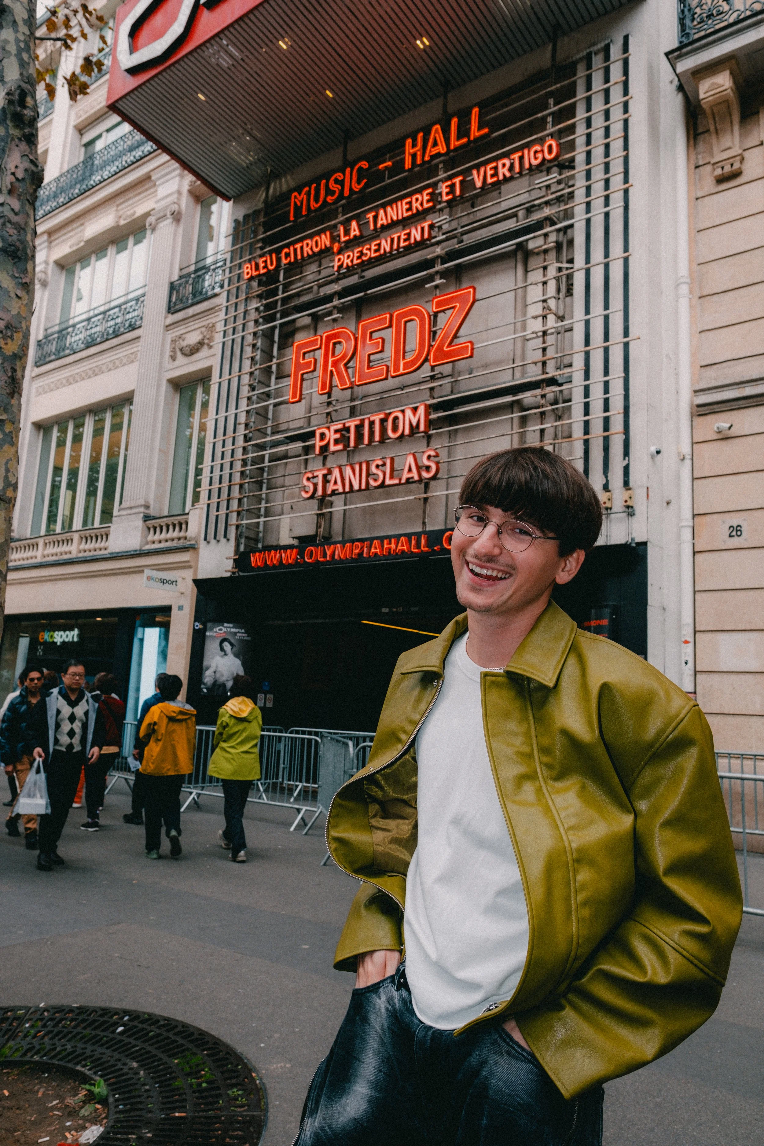 2025-10-22_FREDZ_EURO TOUR_PARIS_@MADSHITCRAY_5805.jpg