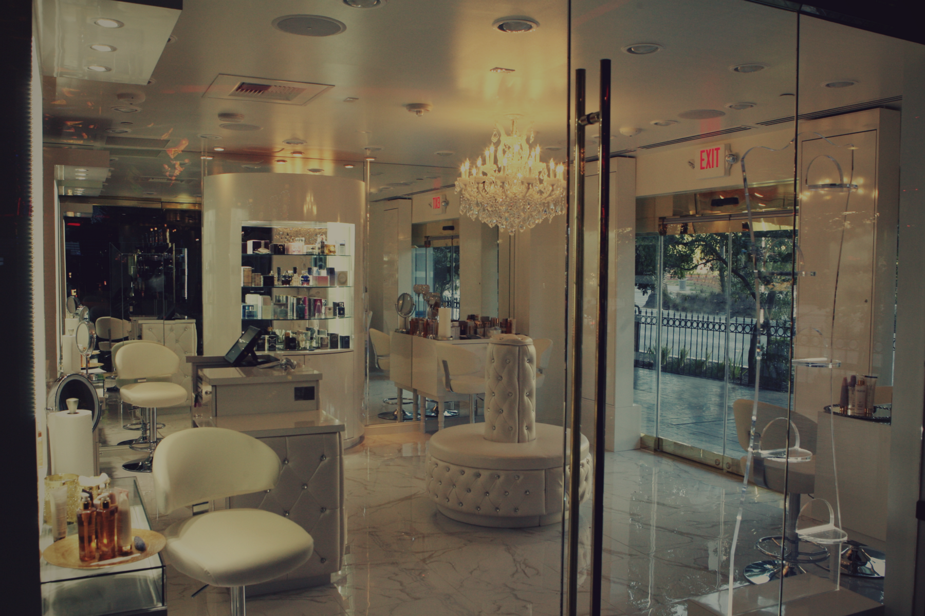 1800x1200 store pic for elbaz retail site.png