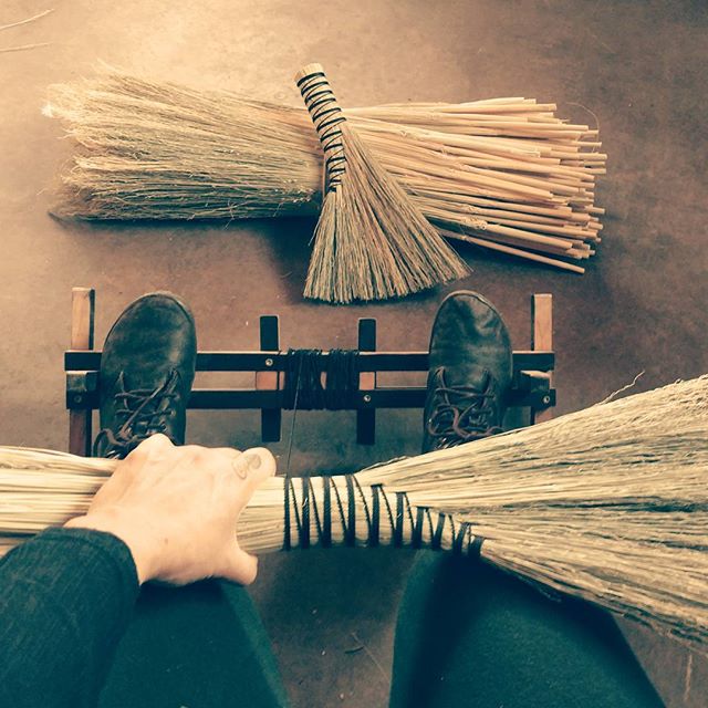 Intro-To-Broom-Making-1.jpg