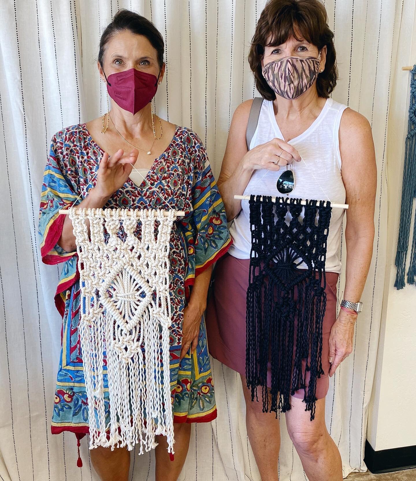 It&rsquo;s a joy to be teaching this project again! Our studio macrame wall hanging class introduces you to the &ldquo;clove hitch knot&rdquo; of macrame and these students flew through their projects and created such stunning pieces 🤩👏