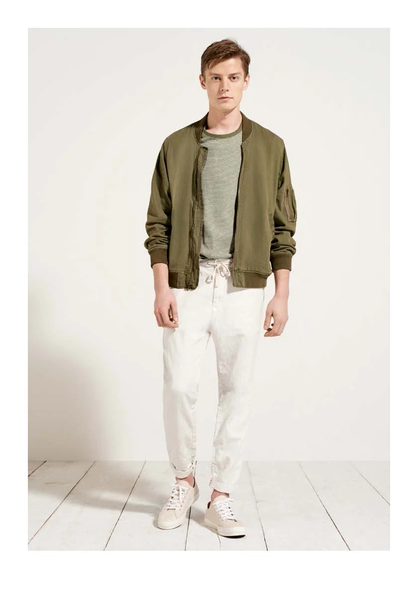 Pages from Gap Summer 2017 Men's Look Book [3]-2.jpg