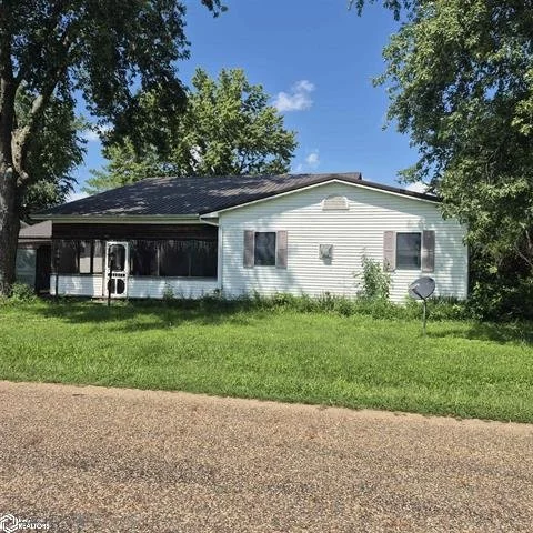 303 E. Walnut, Eldon •&nbsp;$130,000