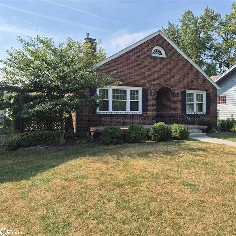130 East Alta Vista, Ottumwa •&nbsp;$189,000