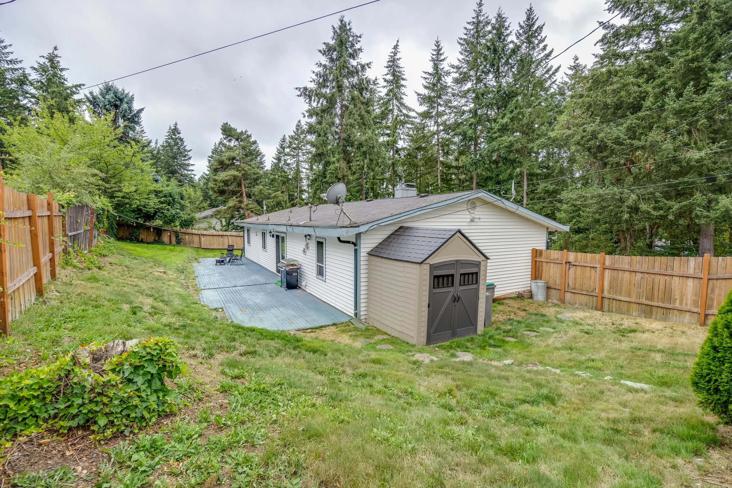 9582 Monte Vista Ln NW-30.jpg