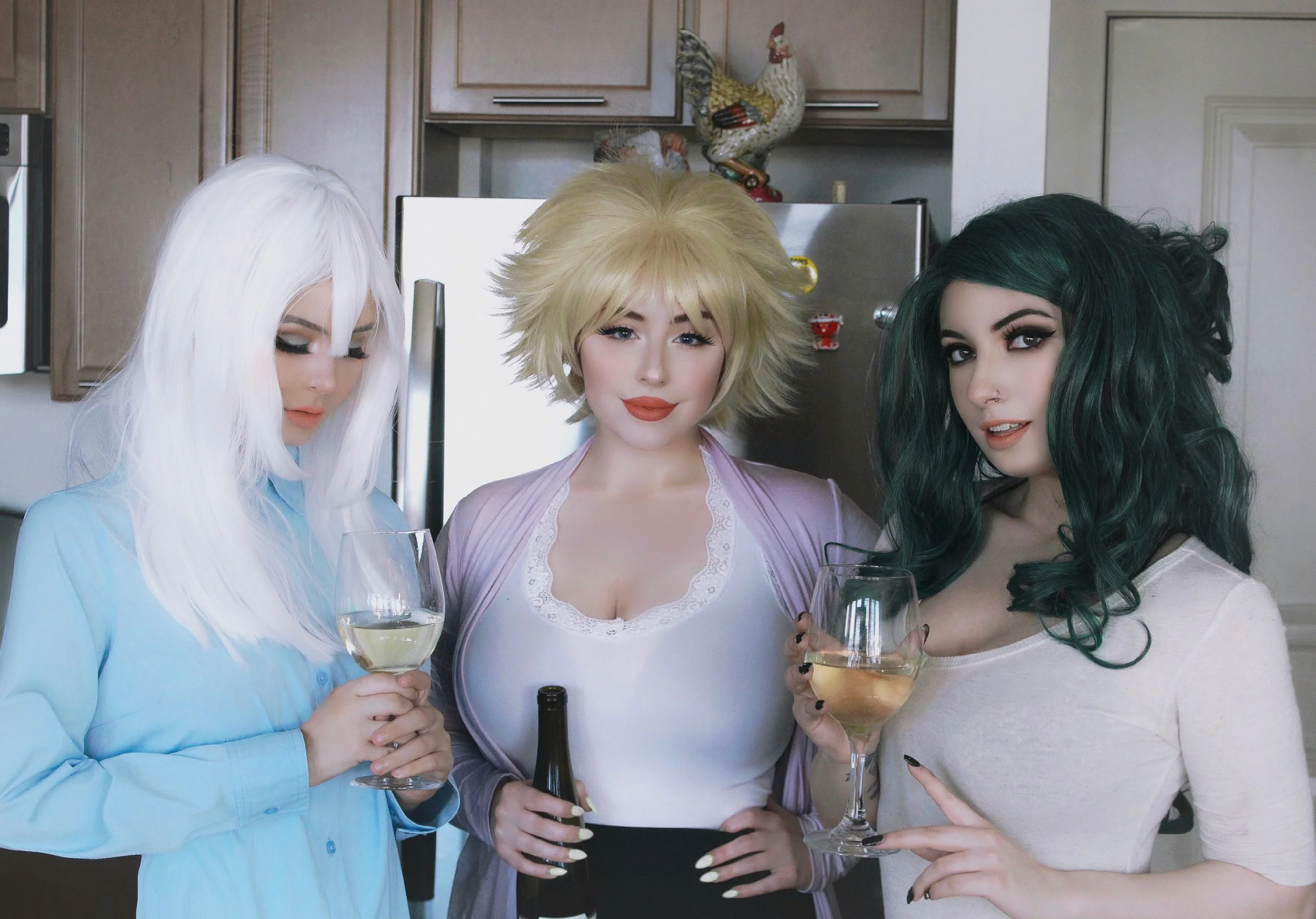 MY HERO ACADEMIA MOMS Todoroki: HayleyRudolph Bakugo: @Juliette__Michele Midoria: @Spooky.foxx