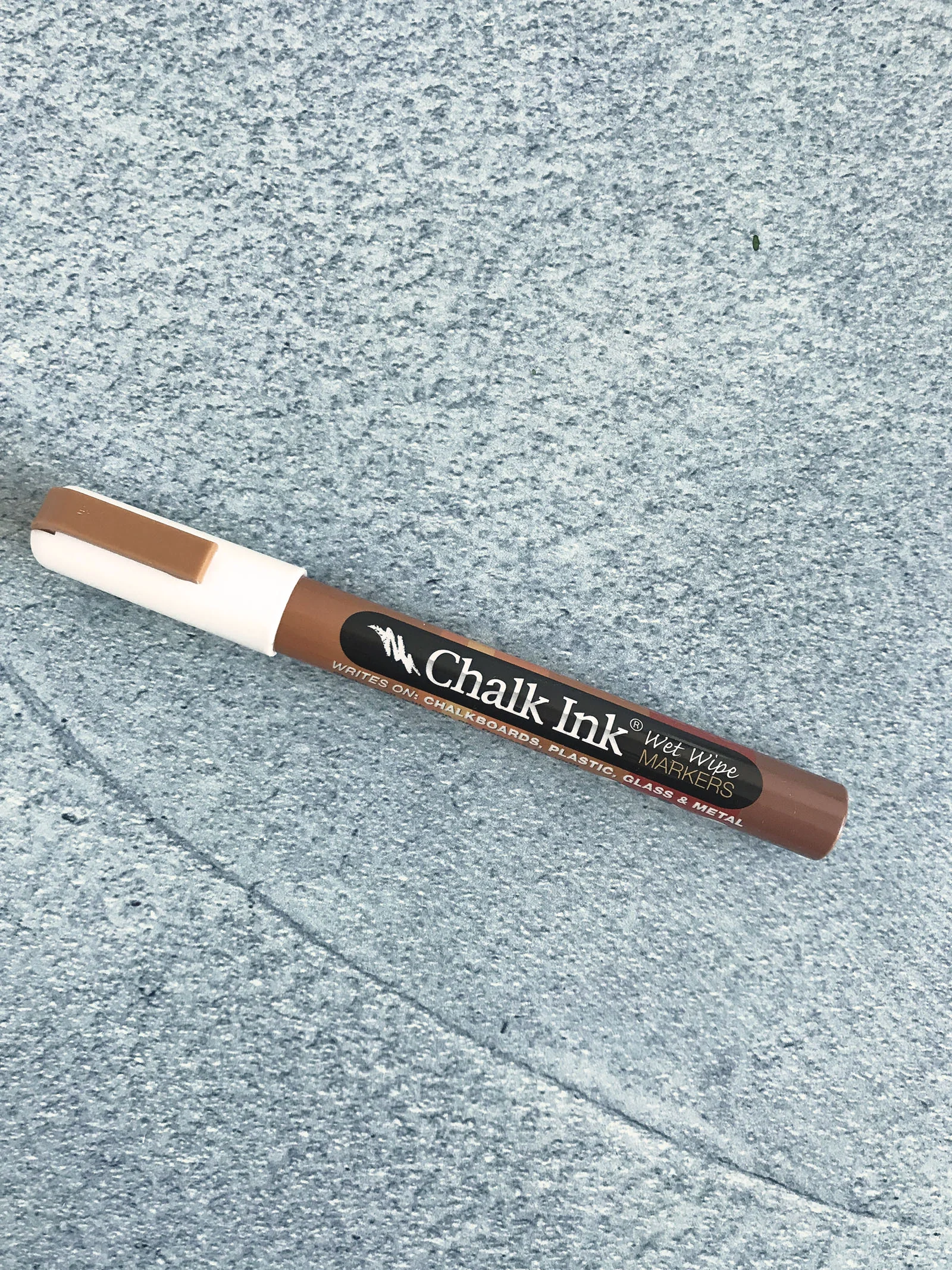 Chalk ink