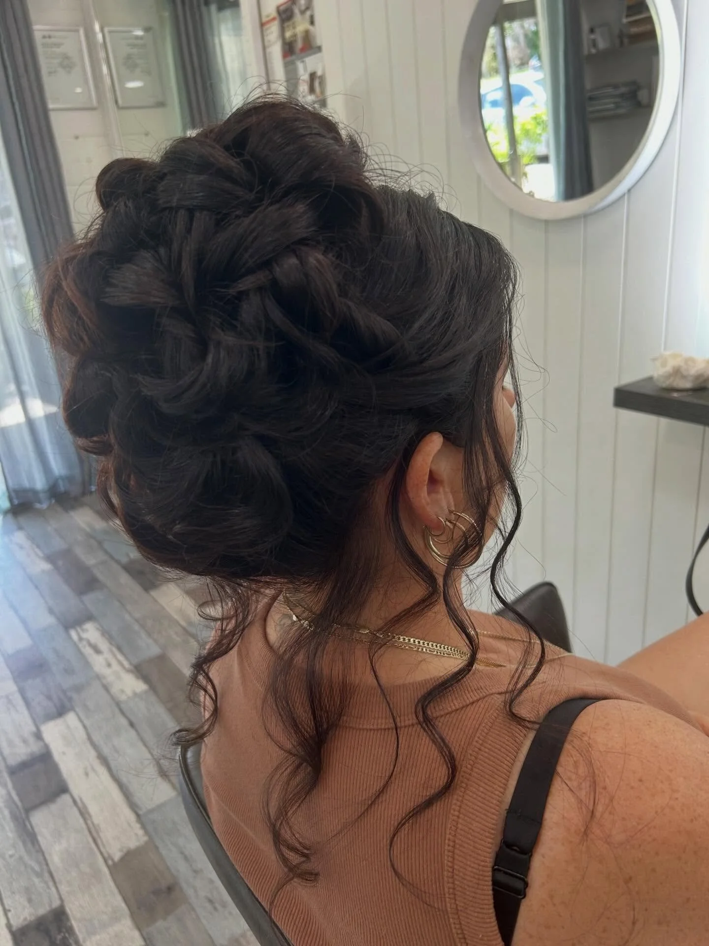Wedding trial fun with this stunning bride, so much hair, amazing&hellip;.. #sunshinecoastweddings #hairandmakeup #bridalhair #coolumbrides #noosabrides