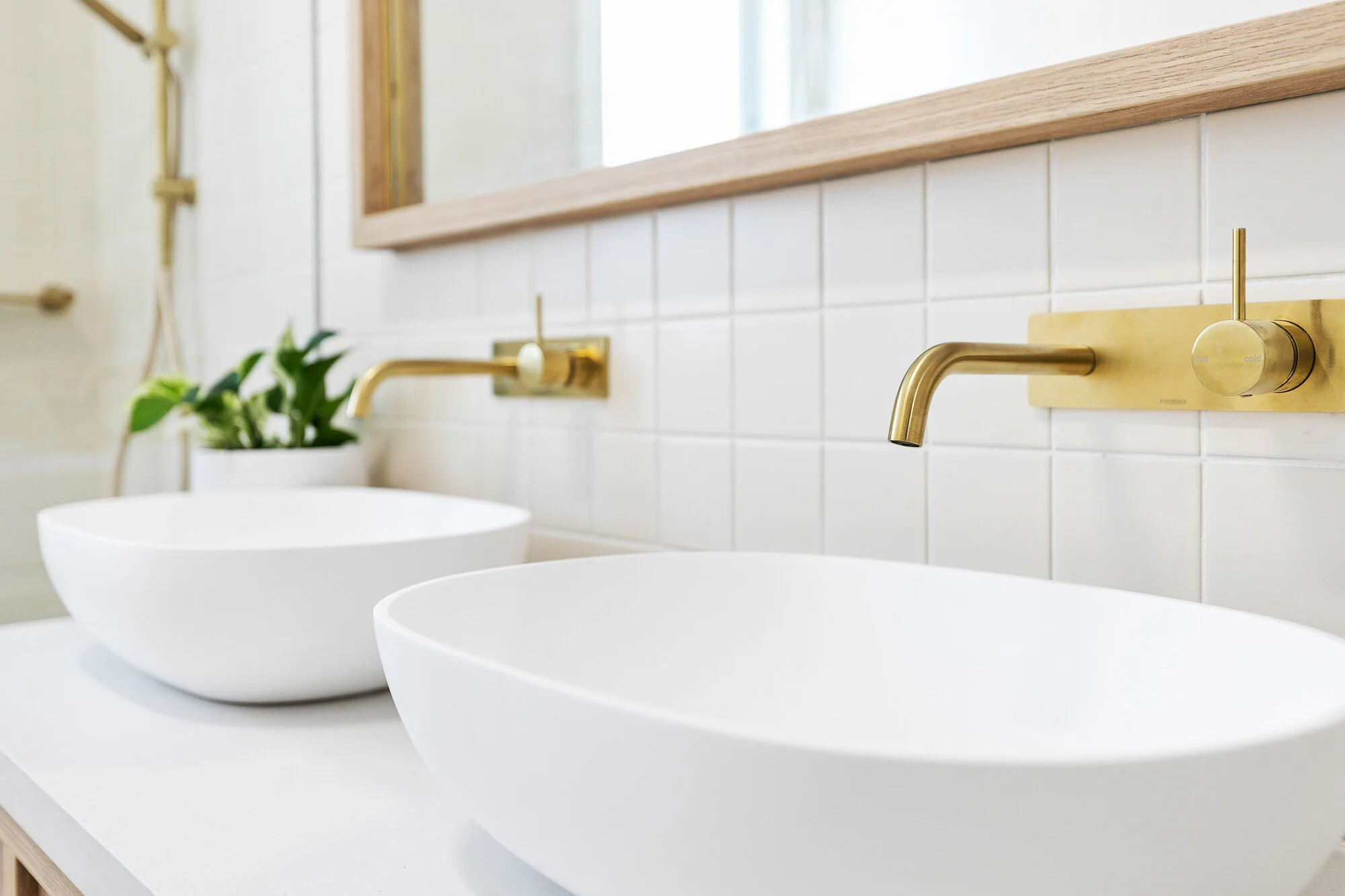 bathroom2.jpg