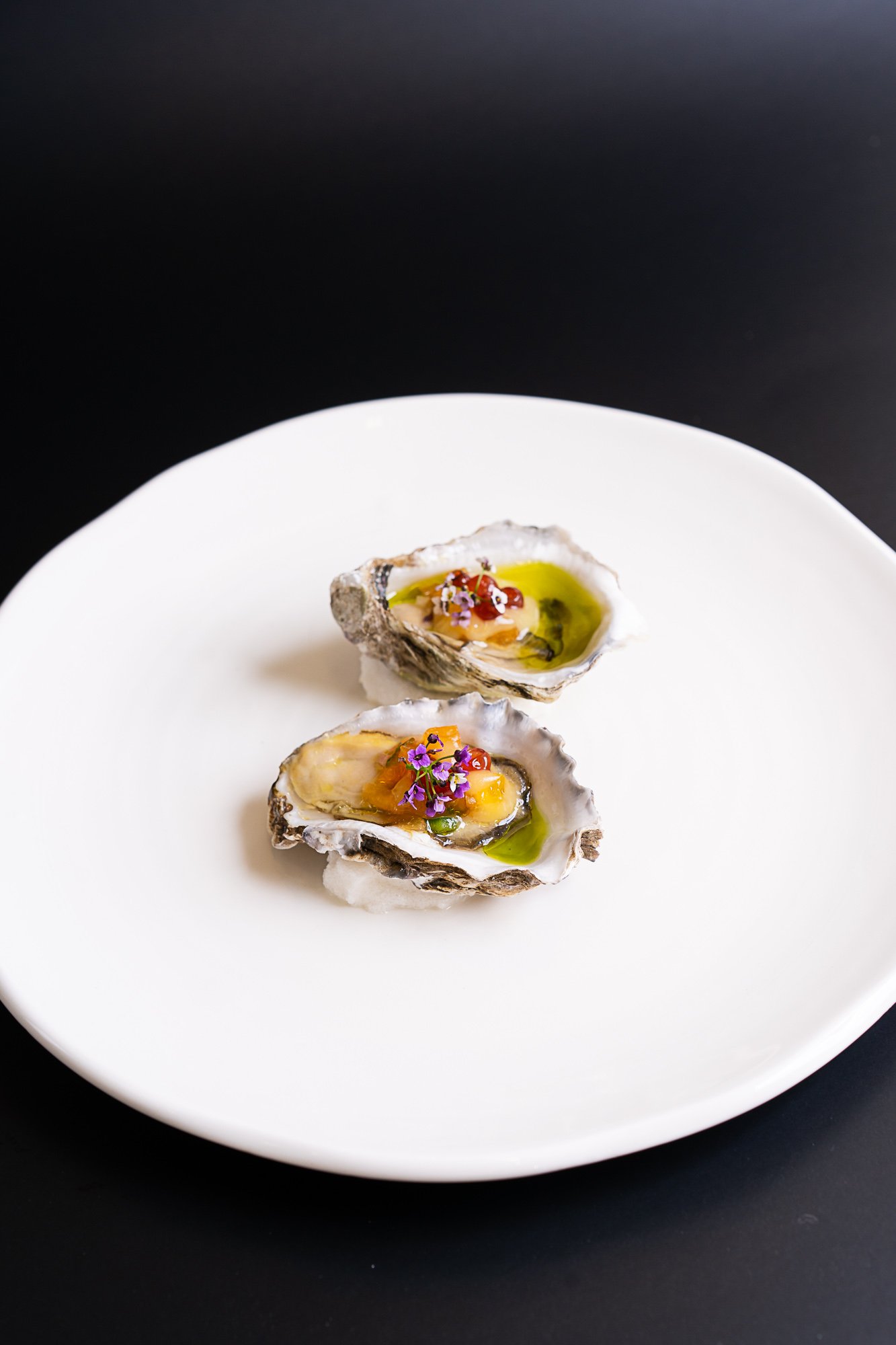 Ostrica con mela - oysters with persimmon, chili and avruga caviar, LBP&S, 7th July 2022.jpg