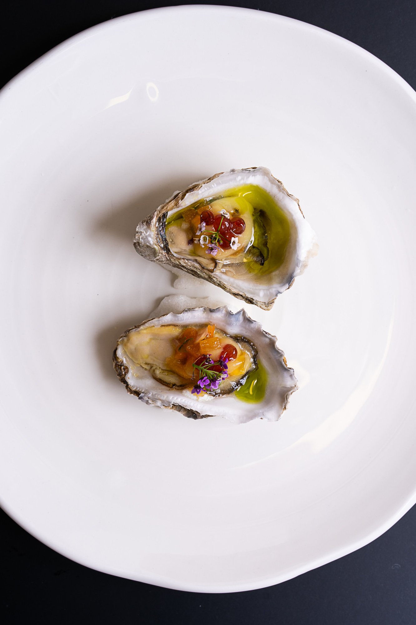Ostrica con mela - oysters with persimmon, chili and avruga caviar, LBP&S.jpg