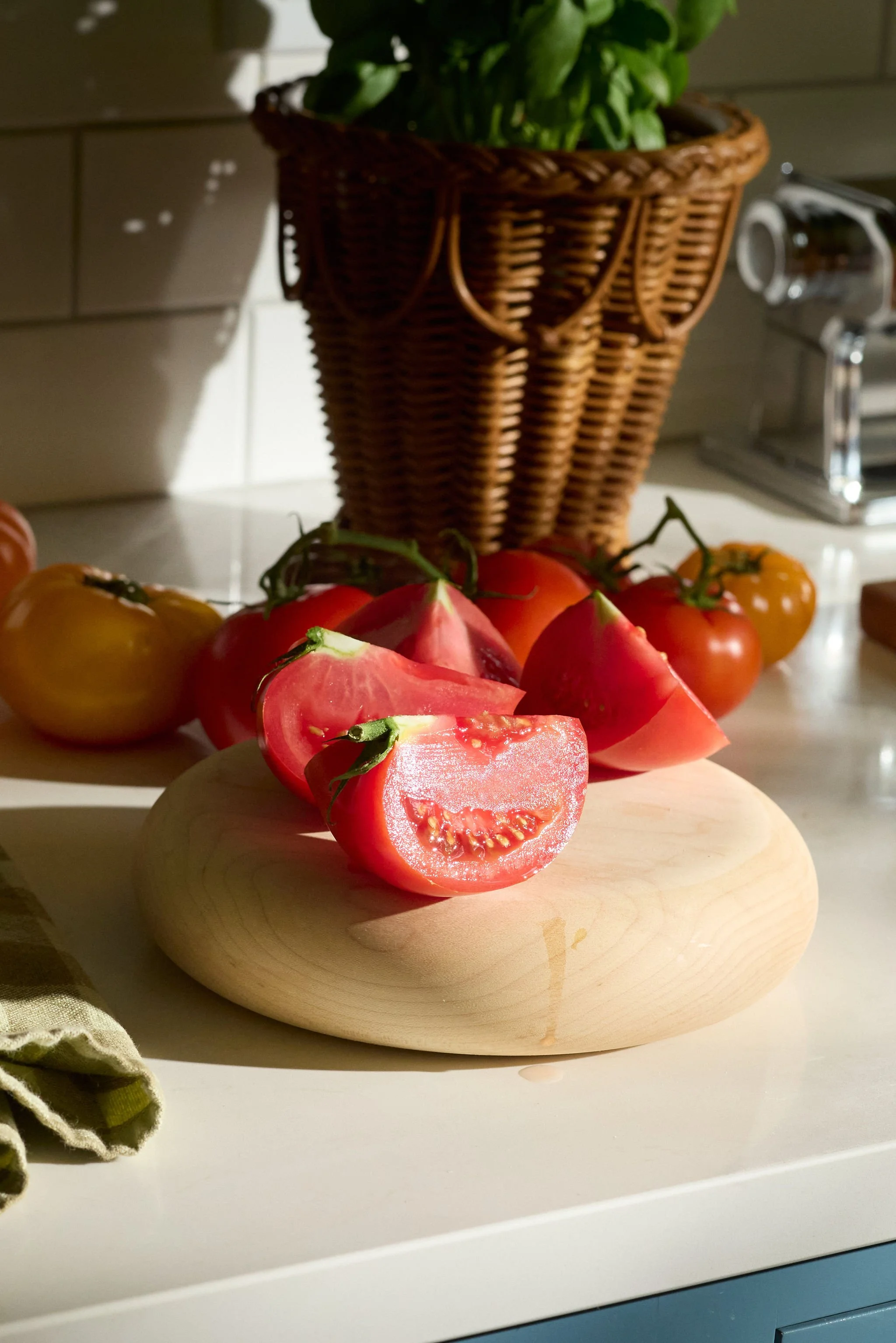 2026-06-17-hawkins-hazelfern-home-and-garden-tomato-themed-summer-shoot21802-016.jpg
