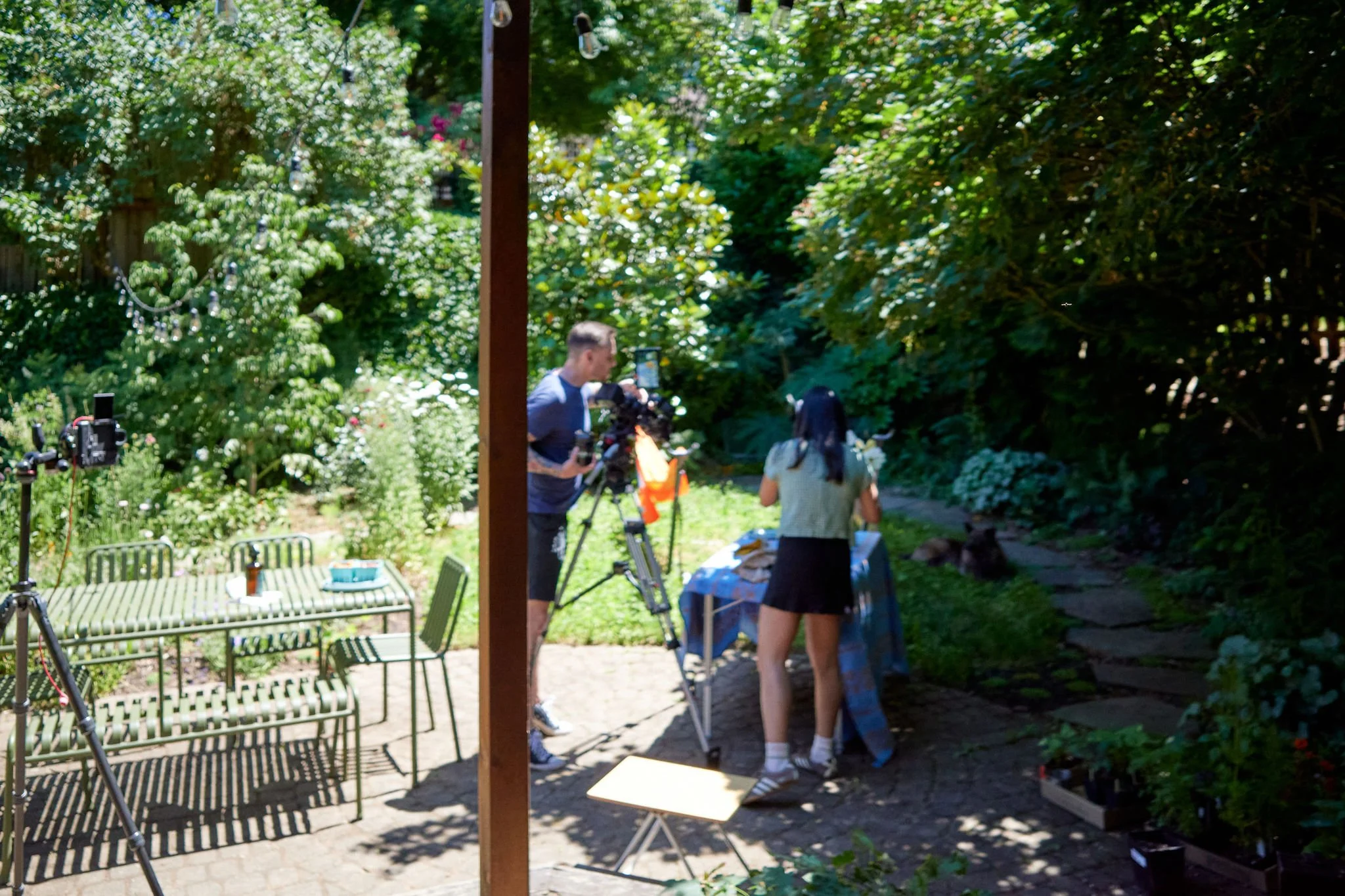 2026-06-17-hawkins-hazelfern-home-and-garden-tomato-themed-summer-shoot-bts-21.jpg