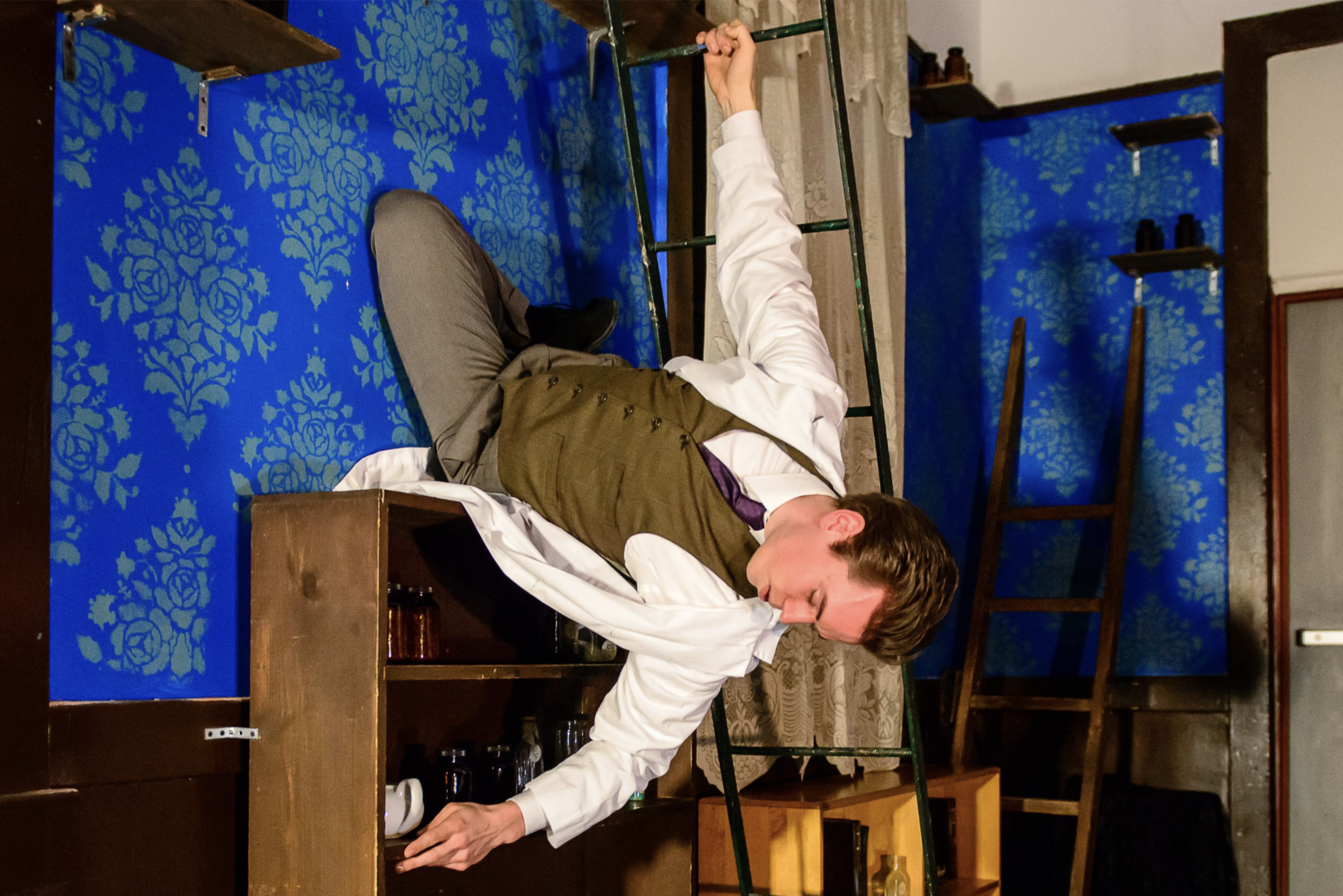 Immerisve Theater.png