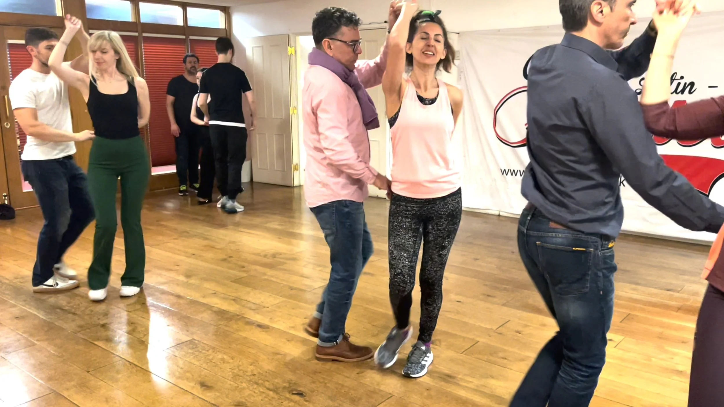 Beginner-Friendly Bachata Classes in London with Sensual Bachata Training
