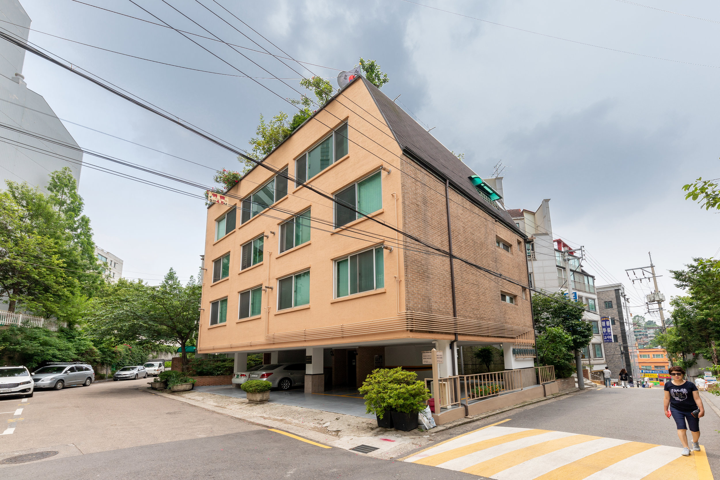 BH_Building.jpeg