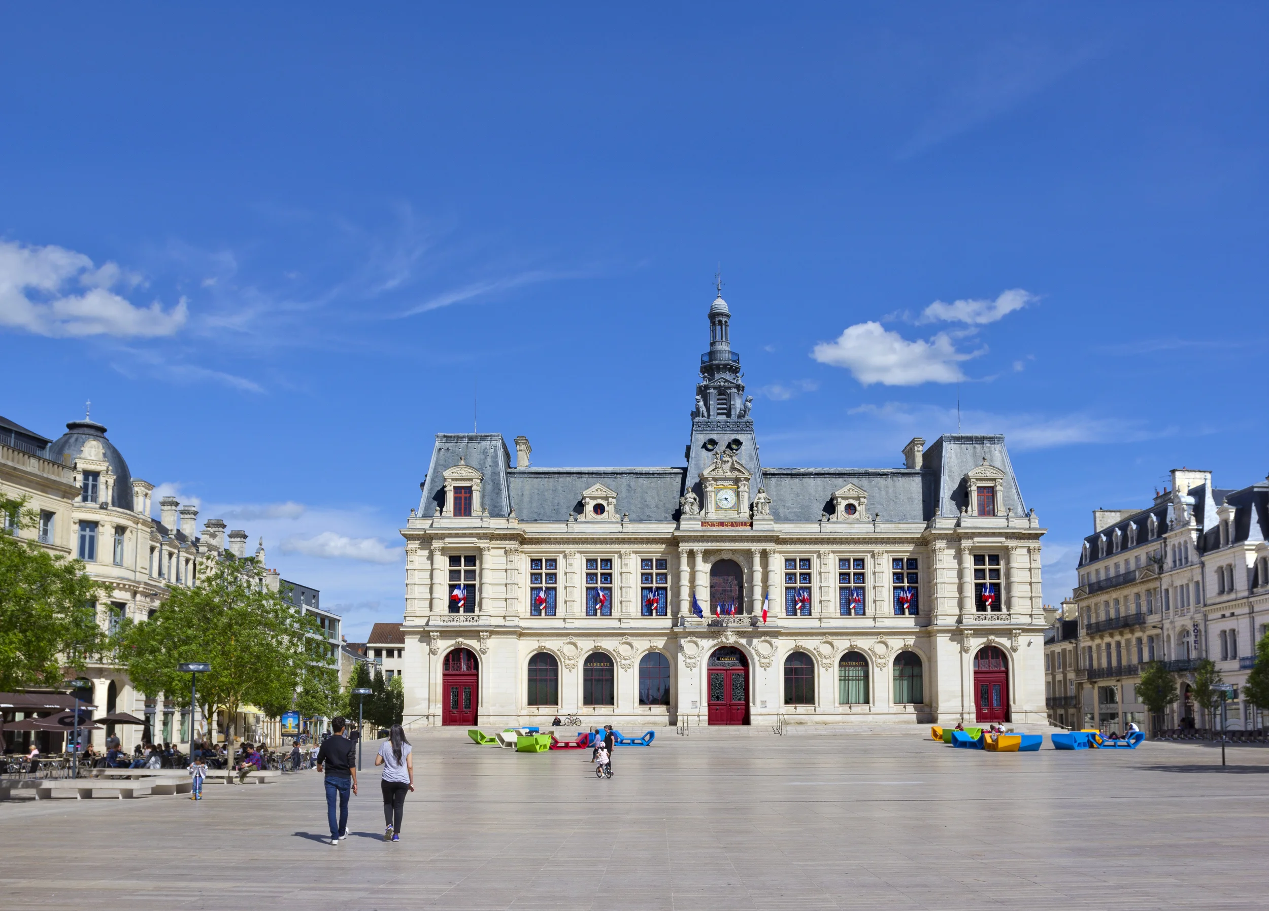 iStock-POITIERS.jpg