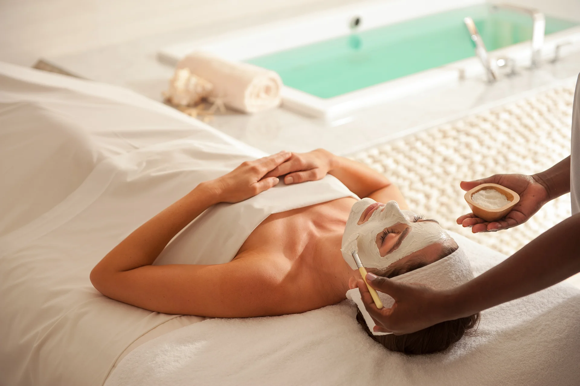 SLS_SPA_FACIAL_TREATMENT_LIFESTYLE_074.jpg