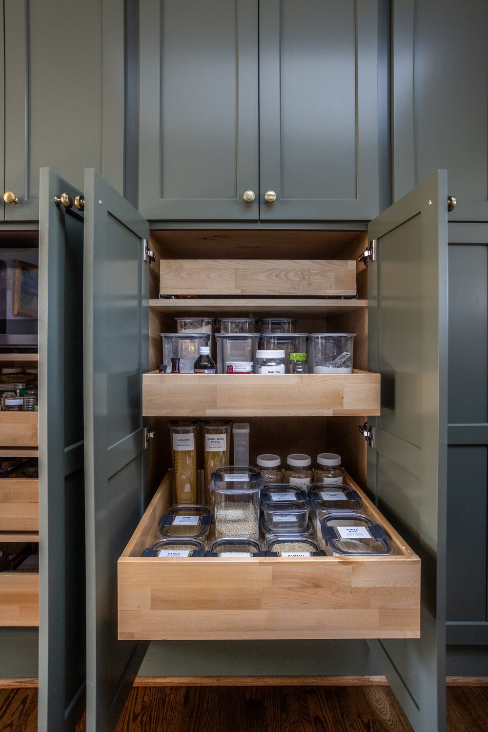 Chef's Kitchen Design: Pantry Storage