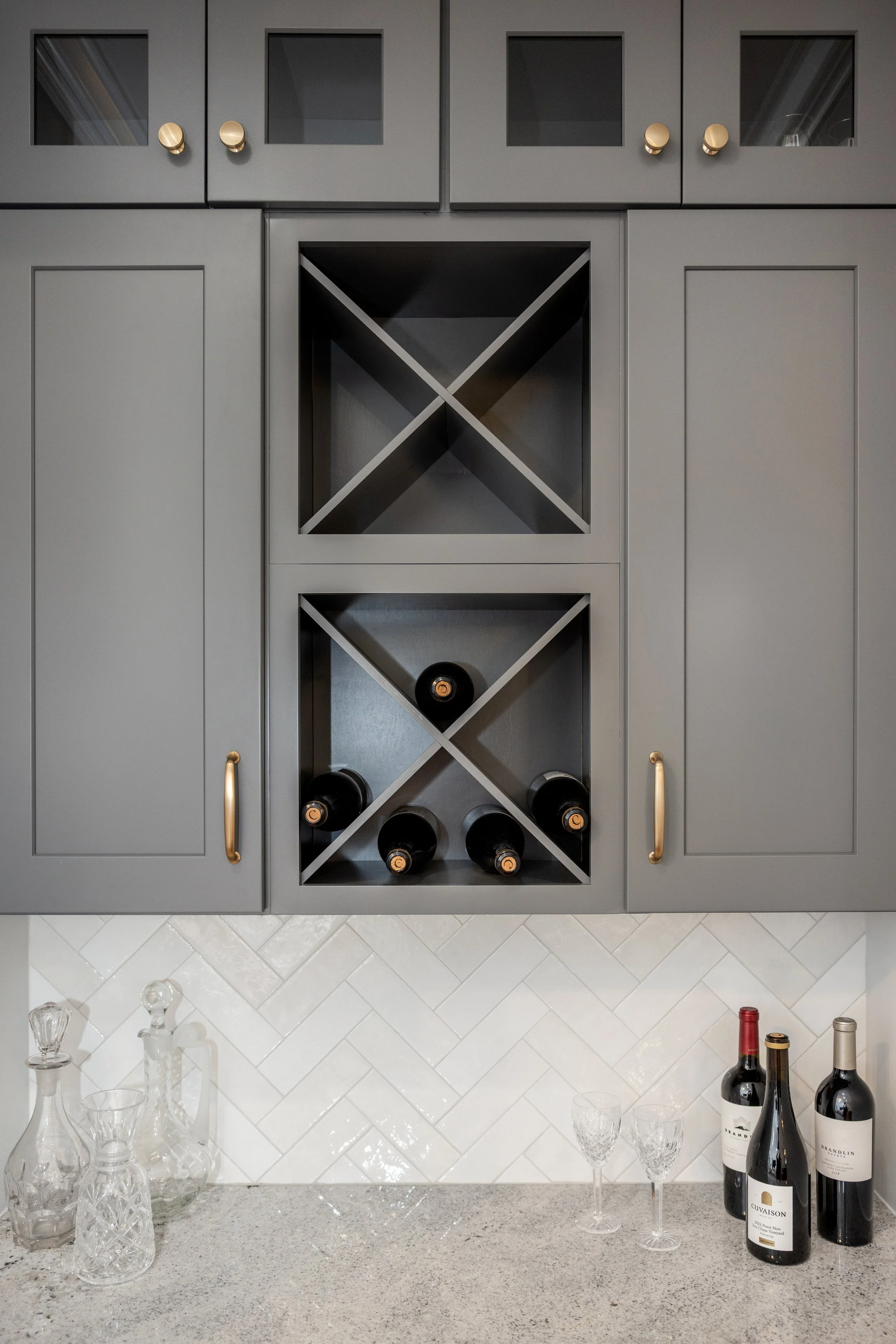 custom-vs-prefabricated-cabinets-greenville-sc-3.jpg