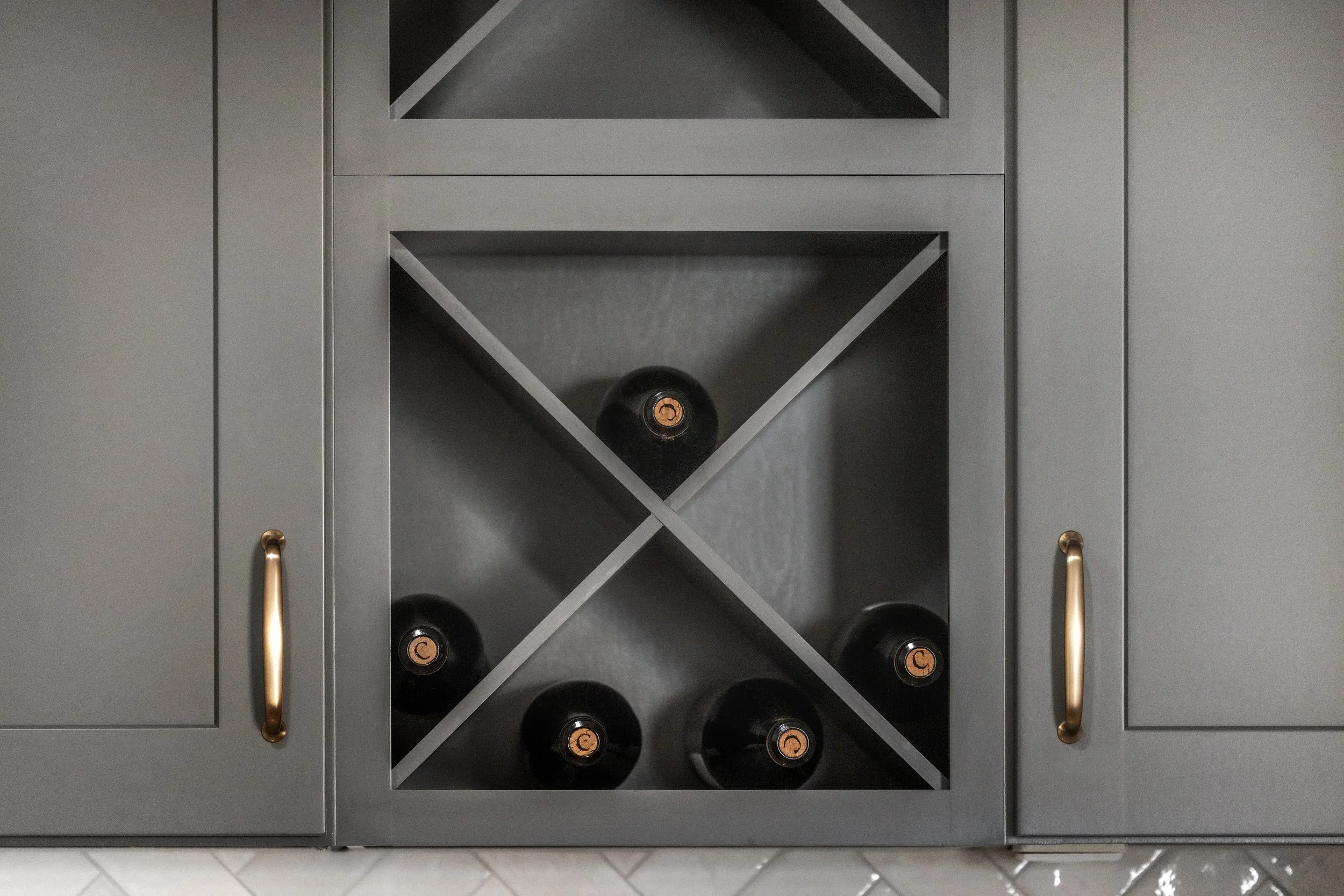 custom-vs-prefabricated-cabinets-greenville-sc-6.jpg