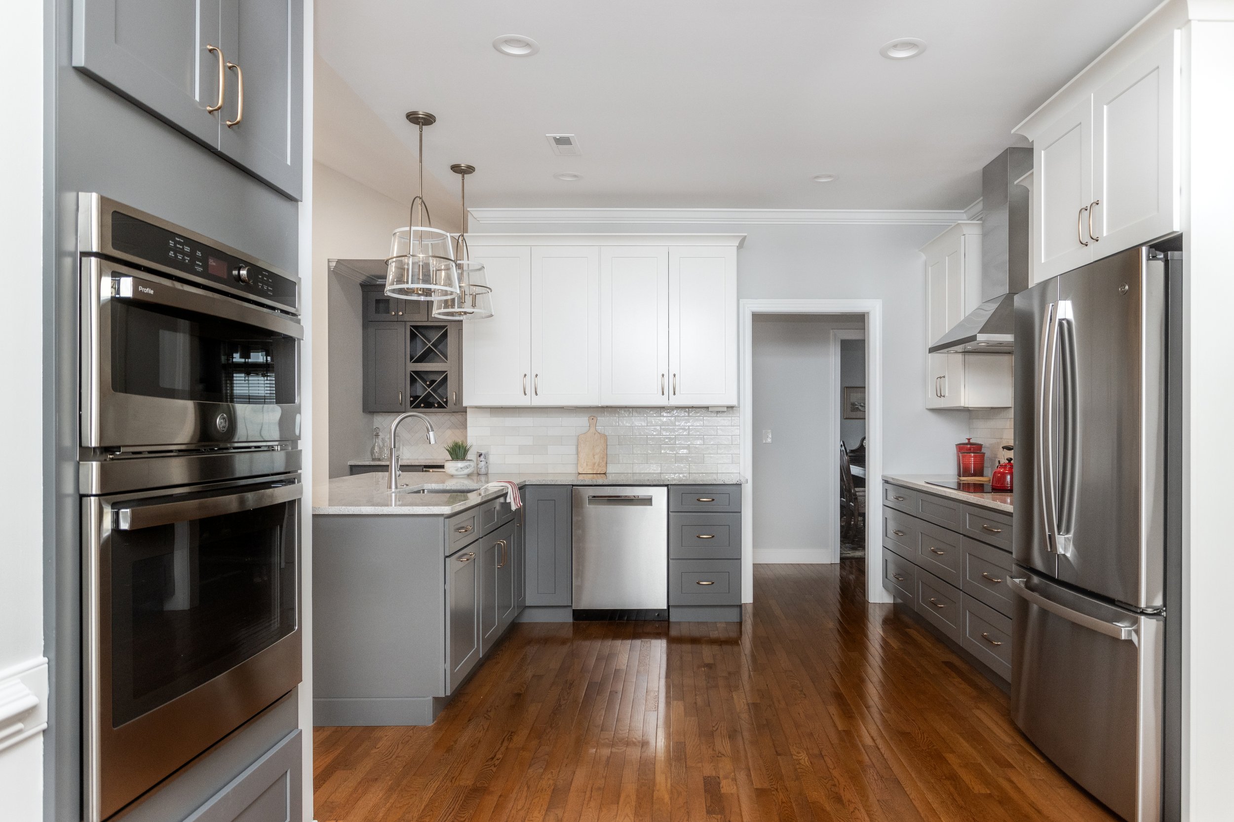 custom-vs-prefabricated-cabinets-greenville-sc-15.jpg