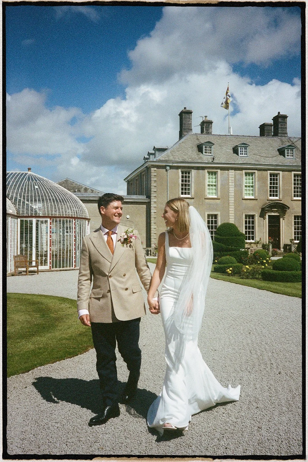 baseler and holmes wedding photographer film 35mm medium format analogue wedding photos bl-11.jpg