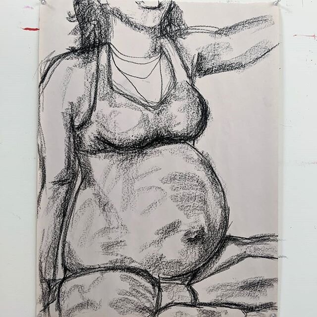 Just about half way there 😬😬😬
....
...
..
#preggo #pregnant #pregnancy #drawing #charcoaldrawing #selfportrait #woman #figure #studio #art #artstudio #artwork #journey #body #woman #selflove
#artist #motivation #friday #vibes