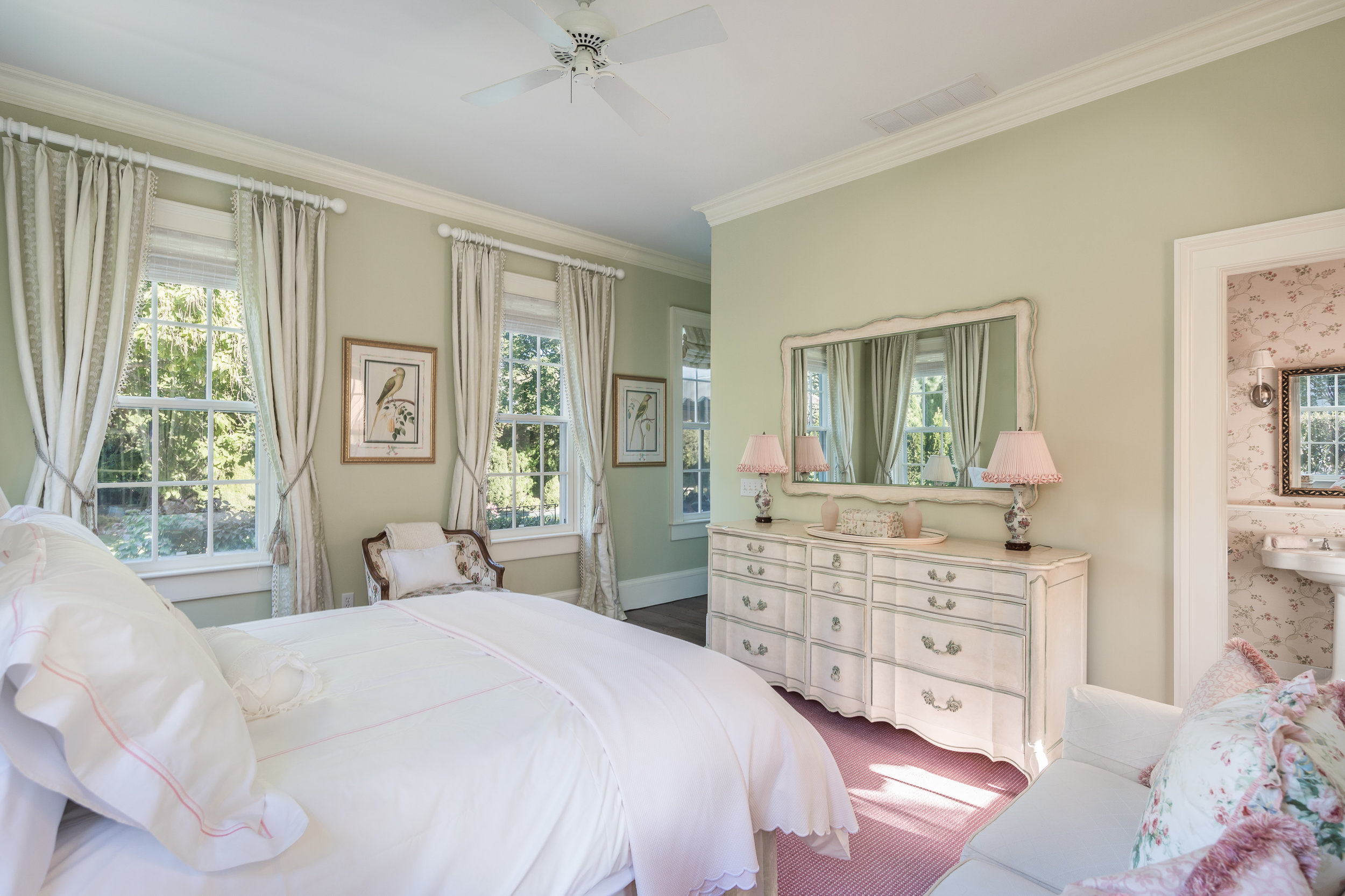 17 Suffolk st_ Sag Harbor interiors-14.jpg
