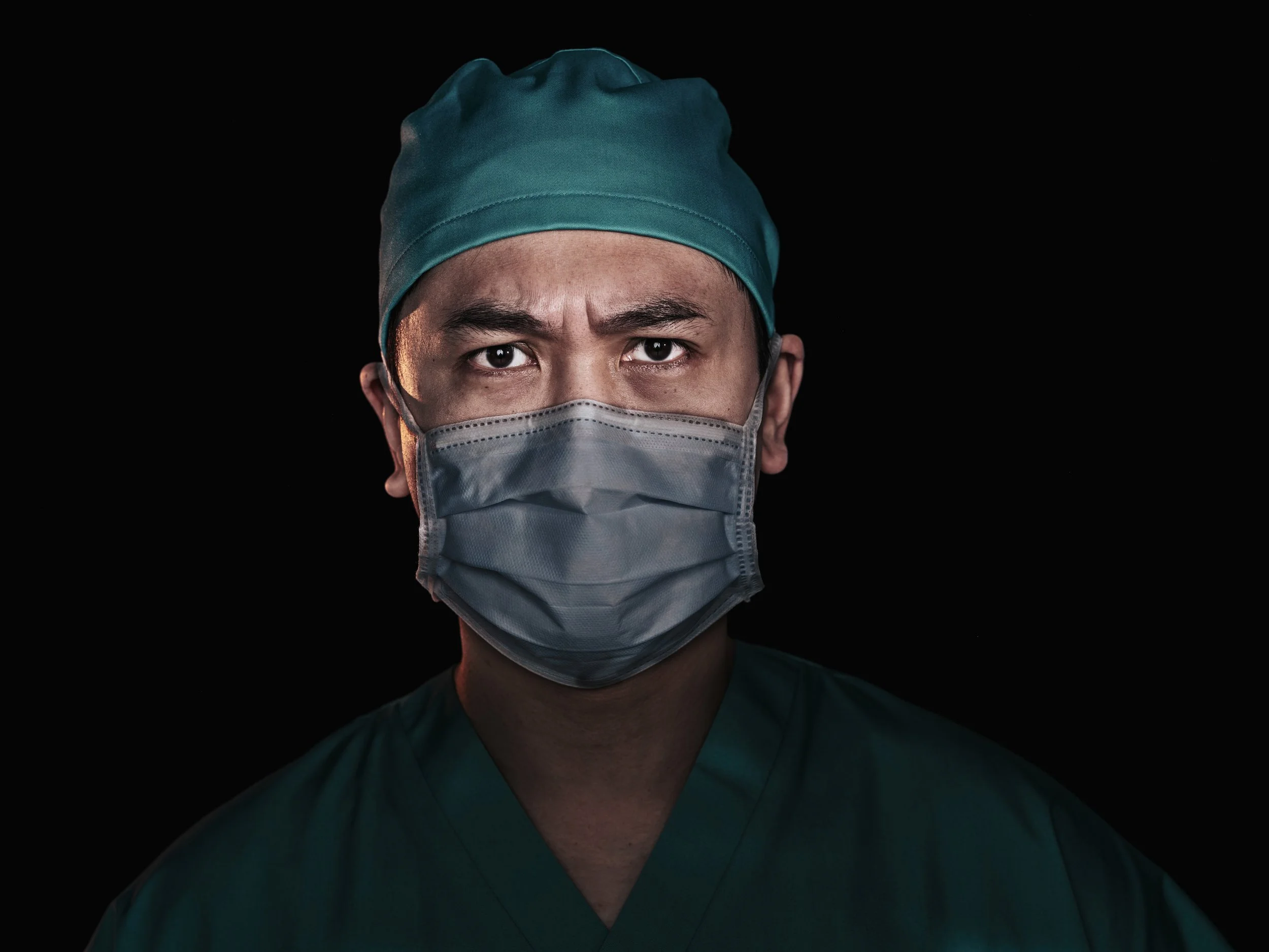 Surgeon_2.jpg