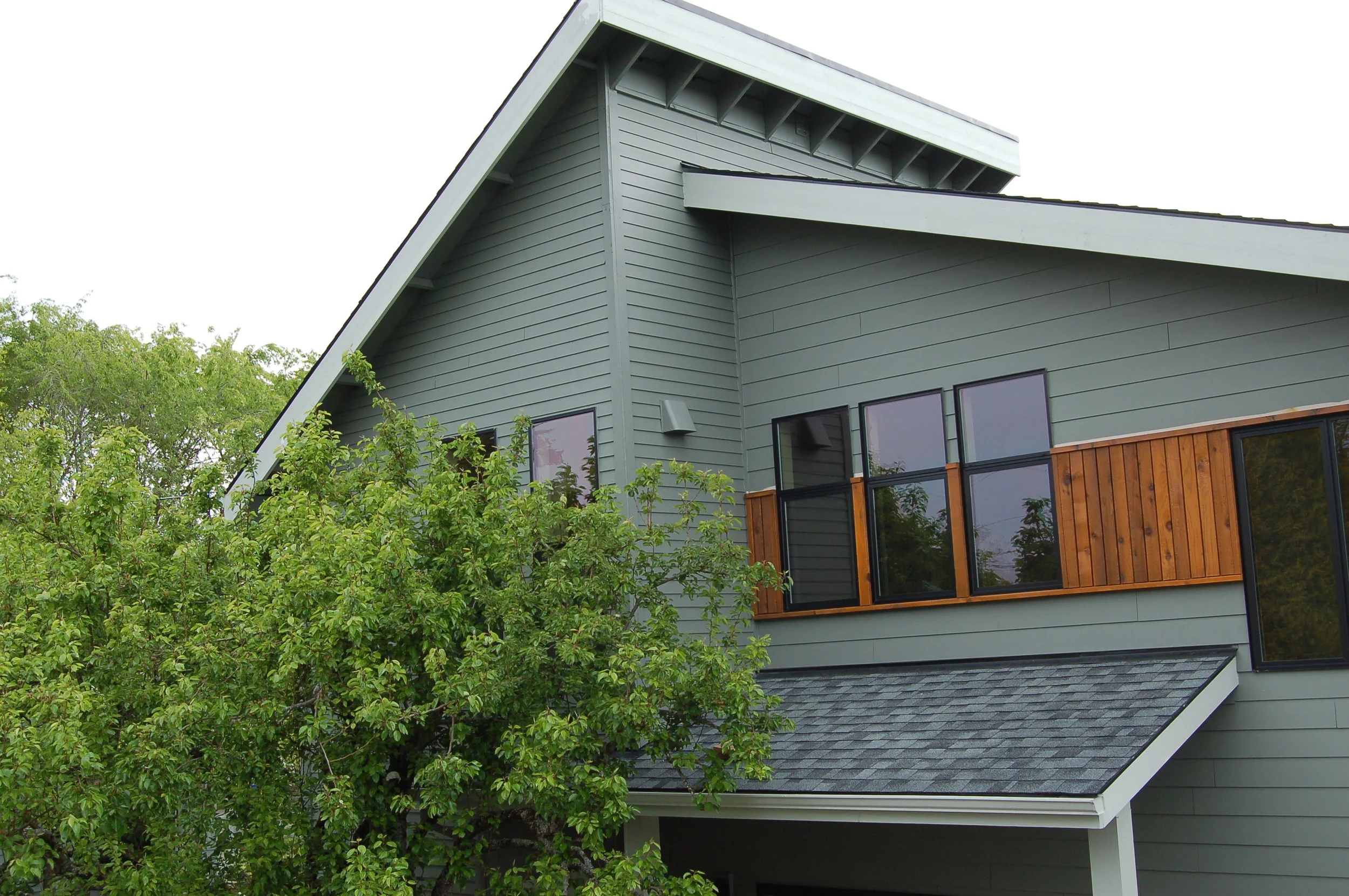   Designed by  Circulation 