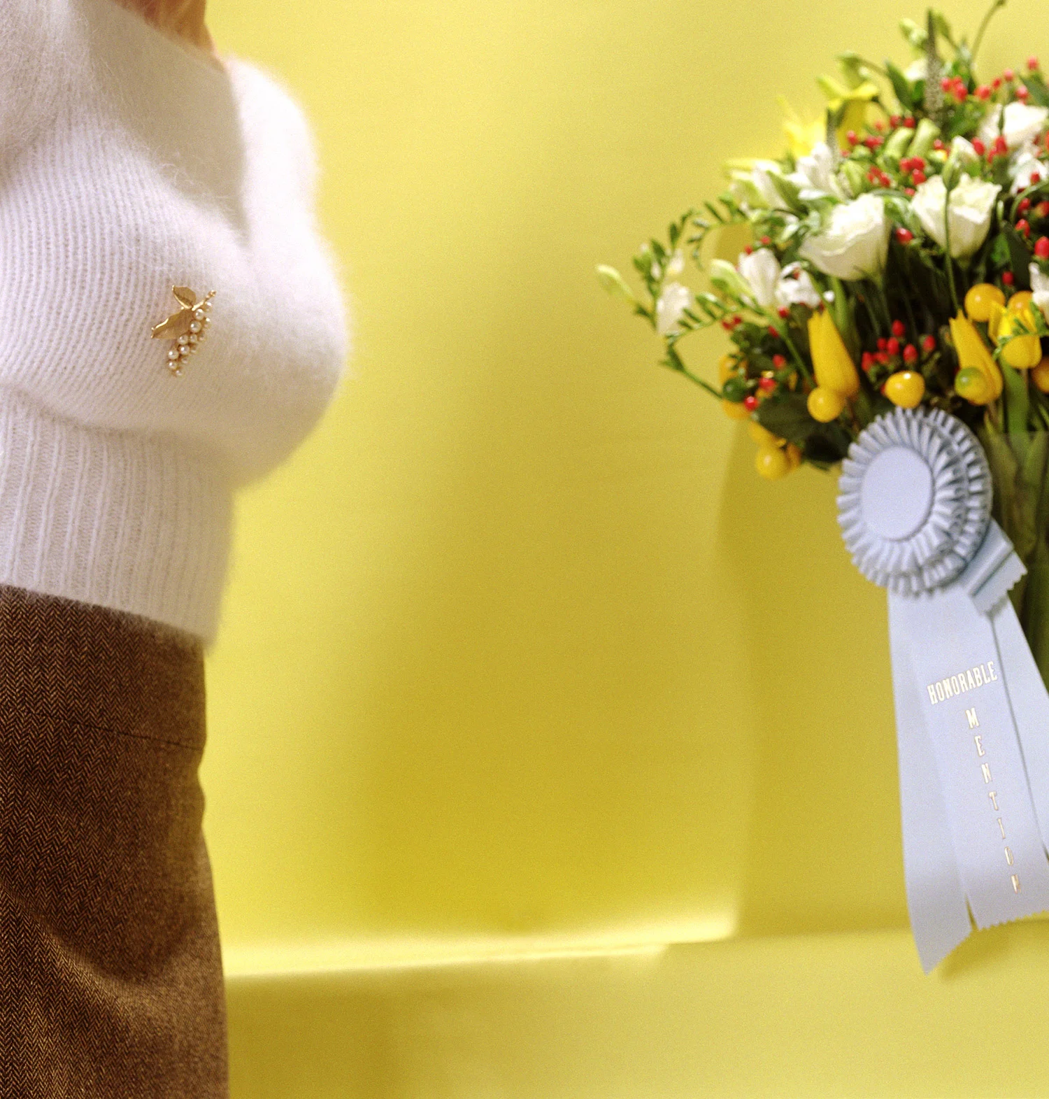    Blue Ribbon   2005, 42″ x 40″, lambda print 