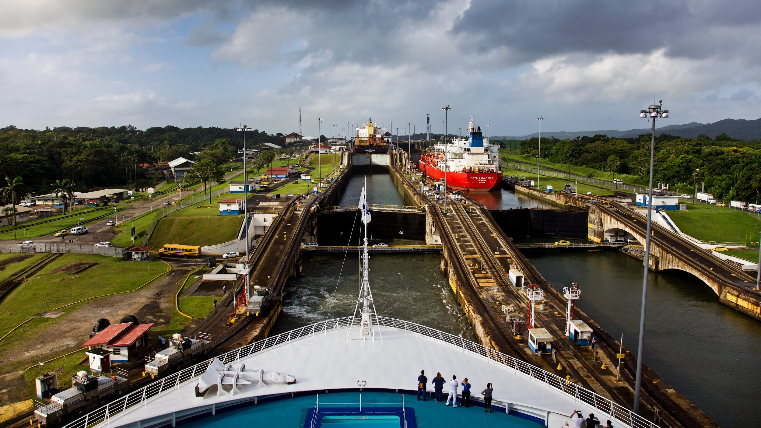 WC2015_Panama Canal_Gatun Locks_12-2.jpg